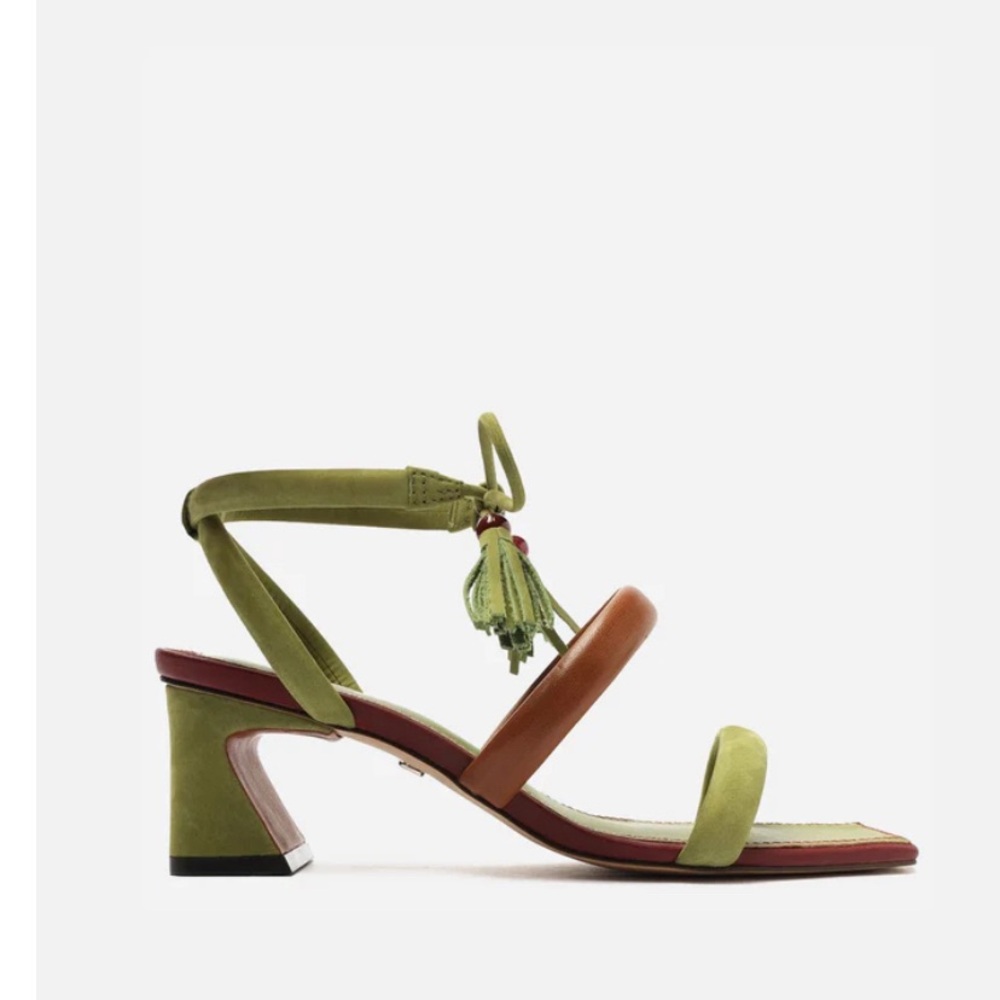 Arezzo green square toe heel with ties size 9.5